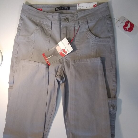 Hot Kiss Mid Rise Grey Cargo Pants - Size 5 - NWT - Junior’s - Casual Utility - Picture 11 of 11